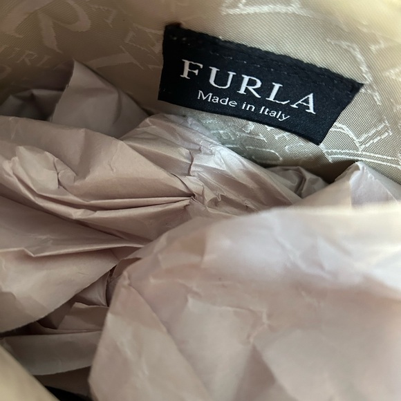 New Authentic Furla Pink Suede Purse - Picture 12 of 15